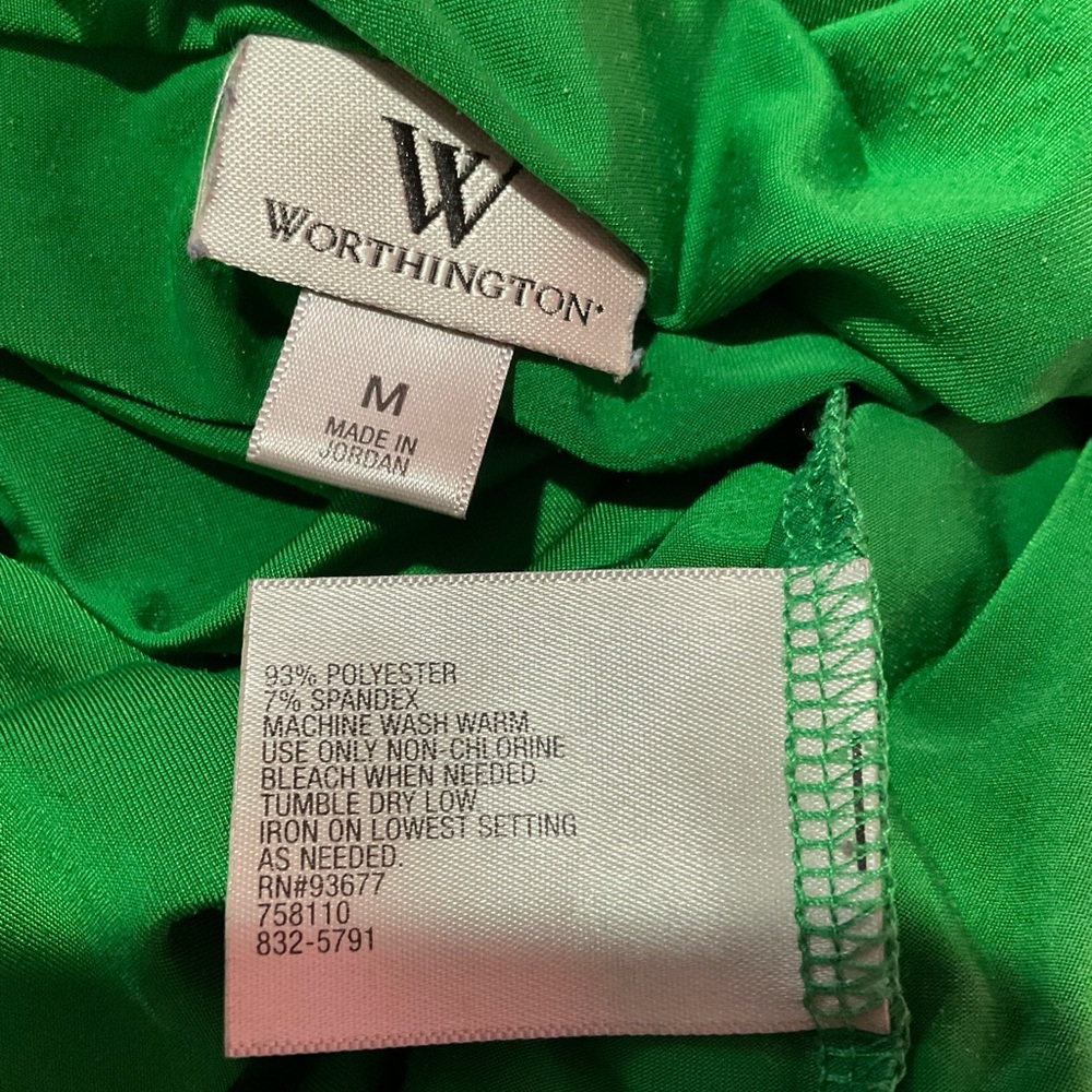 Worthington sleeveless green blouse - EUC - Picture 4 of 4